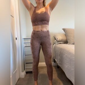 Lululemon nulux wash set - energy bra size 6, fast and free HR tight size 4 💗